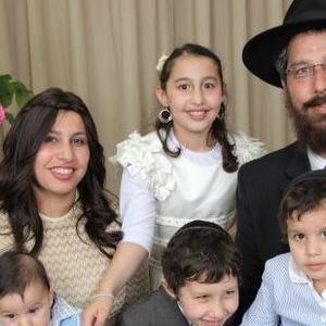 Meet your Posher, Devorah